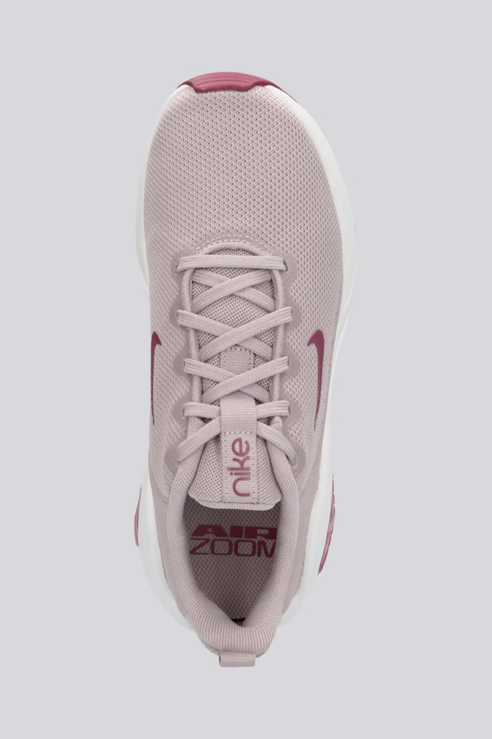 Nike Bella 7