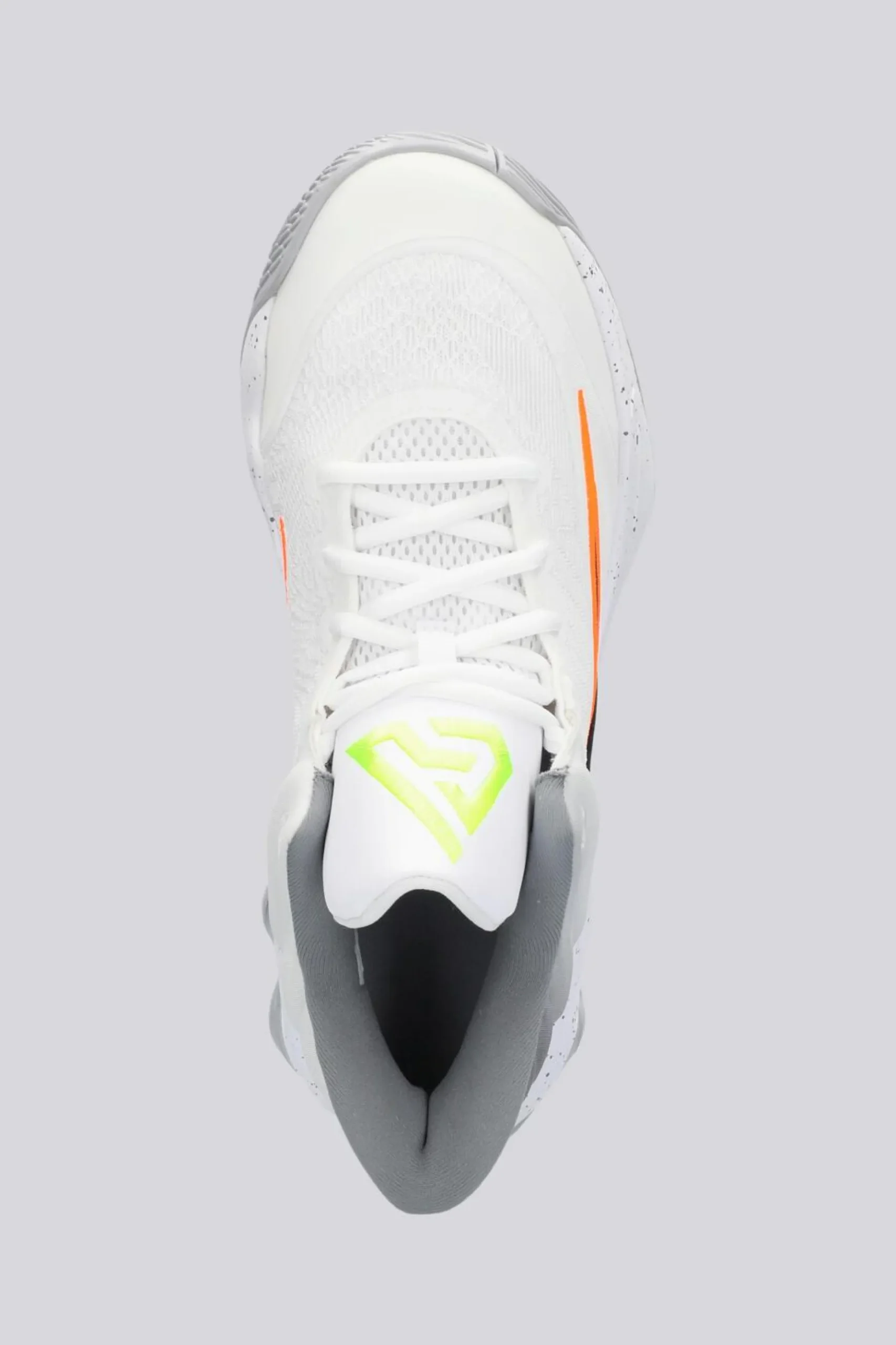 Nike Giannis Immortality 4