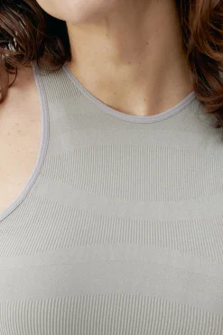Top Deportivo De Mujer Alana Born Living Yoga