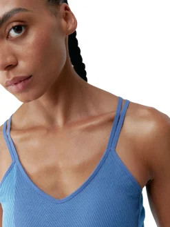 Top Deportivo De Mujer Malia Born Living Yoga
