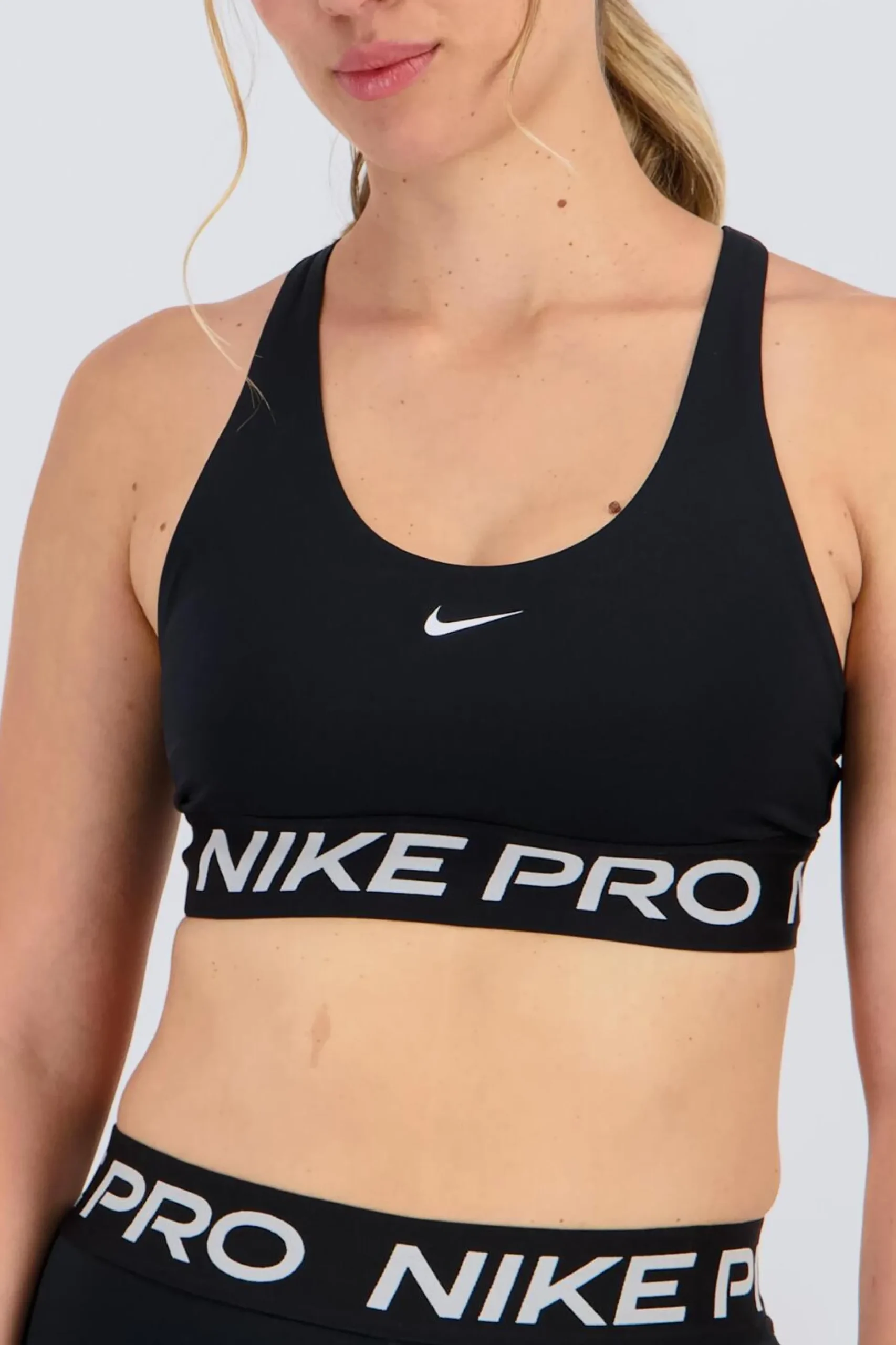 Top Nike